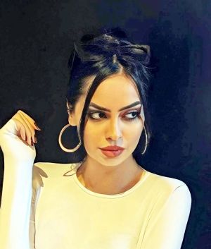 Kız Neşesine Kast