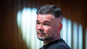 El frente de izquierdas de Rufián no encuentra aliados, pero impulsa su imagen pública