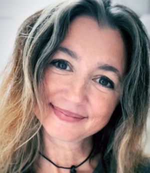 Siobhan Connally’s Ittybits & Pieces: Don’t get attached to things if you have a puppy