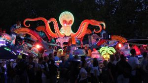 Feuerwerk, Westerndorf und 40.000 Besucher: Das ist beim Fantastical am Bodensee geboten