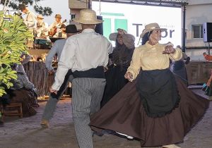 Lo Blanco, camino festero de mar a cumbre