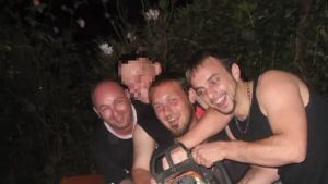 Travolto e ucciso da un’auto, l’amico che era con lui: «Sono sotto shock, colpito davanti a me»