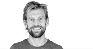 Apropos børneopdragelse: Jeg tror aldrig, at jeg fik talt med min far. Altså sådan rigtigt