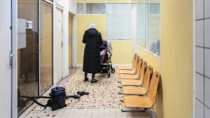 « La rue ne peut pas devenir une politique publique » : à Marseille, l’État veut mettre des familles dehors sans solution