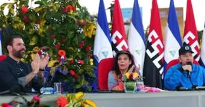 Nicaragua, la opereta de los Ortega, interpretada por ellos mismos, y el periodismo de opereta en México