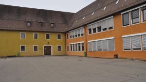 Viktor-von-Scheffel-Schule in Blumberg: In alte Gemäuer soll Leben einkehren