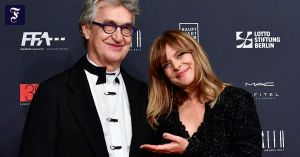 Wim Wenders macht einen Schnitt