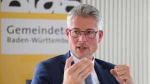 „Das letzte Freibad am Ort hat großen Stellenwert“: Warum die Kommunen weitere Sparrunden fürchten