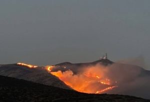 Μια νύχτα στην Πάρο που καιγόταν