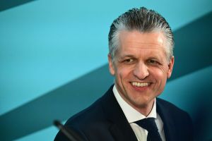 Muslime, Monster, Mannschaften und neuer Mann
