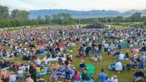 Musica e natura: i concerti all’alba sono il fenomeno dell’estate 2026