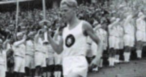 Così novant'anni fa i tedofori inventarono la torcia olimpica