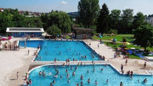 Freibäder im Hegau melden Rekordzahlen: So läuft die bisherige Freibadsaison