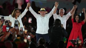 Lula will vierte Amtszeit – Duell mit Bolsonaros Sohn