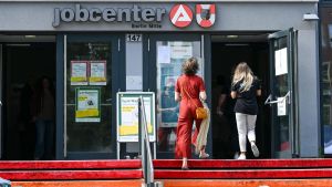 Arbeitslosenquote am Hochrhein steigt: Über 12.000 ohne Job in den Landkreisen Lörrach und Waldshut