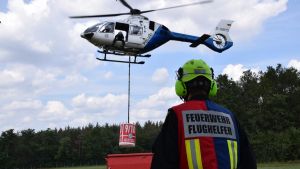 „Einen Tod muss man sterben“: Wie die Hitzewellen Bayerns Feuerwehren belasten