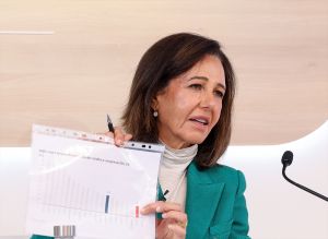 Las compras de Webster y Santander Brasil diluirán un 3,3% a los accionistas