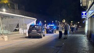 Feltre, palpeggia una ragazza: picchiato dal fidanzato e dai presenti
