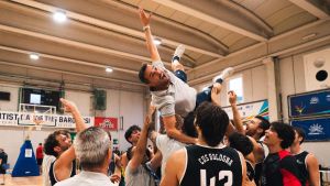 Il Cus e la prima stella. L’Europa dei canestri e del volley si inchina ai coach Lolli e Palladino