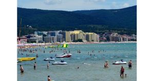 Евтината стая на морето не решава скъпия проблем