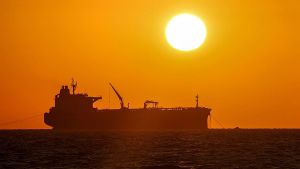 El colchón mundial de petróleo se reduce, pero está lejos de agotarse