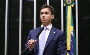 Nikolas Ferreira e a epidemiologia de Instagram