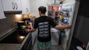 El complejo control legal de las habitaciones de alquiler dispara el 'negocio' y los precios en Barcelona