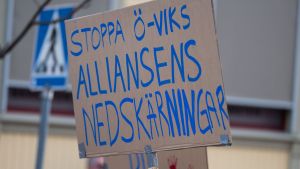 Ekonomerna varnar – men S lovar nyanställningar