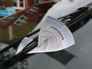 Ottawa is now giving out yellow parking tickets. That doesn't fix our parking crunch | Opinion
