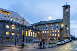 Når du mangler en dør å låse bak deg, blir overlevelse en heltidsjobb