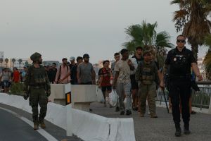 Αυτόχειρες στον καθρέφτη