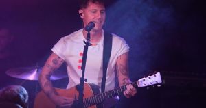 Chart topping singer-songwriter to headline festival for second year running