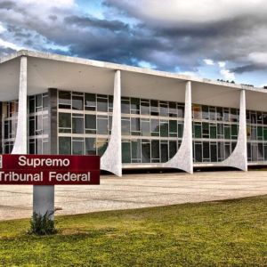 Os ministros do STF têm lado político no exercício da magistratura?