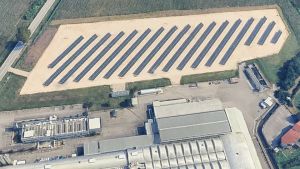Pannelli senza sottrarre terreni agricoli: il caso del parco fotovoltaico sulla discarica di Forcal