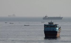 Iran in Oman sta se dogovorila o plovni poti skozi Hormuško ožino