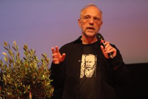 Επιμένει ο Αυγερινός κατά Καρυστιανού: «Σχεδόν όλο το μεγαλειώδες κίνημα των Τεμπών έμεινε εκτός Ελπίδας»