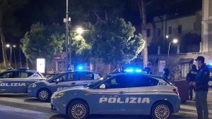 In hotel senza pagare. Cinque fogli di via