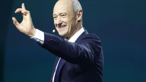 Siemens macht mehr Gewinn und erhöht die Prognose