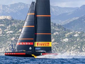 America's Cup, è già corsa alle prenotazioni per assistere alle gare dalla propria barca