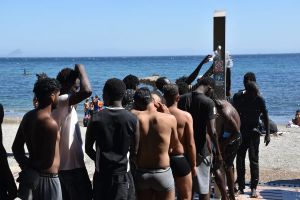 El aislamiento de España cierra la puerta migratoria de Europa