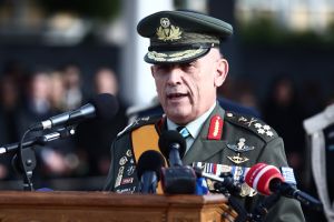 Η παγίδευση του αρχηγού ΓΕΕΘΑ Φλώρου και όταν γελάνε οι πέτρες