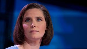 La sorella di Meredith Kercher critica lo show comico di Amanda Knox: “Se fosse successo a sua sorella”