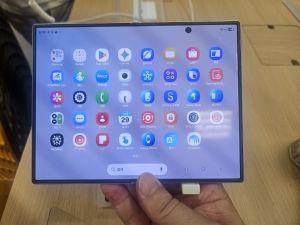 Samsung Galaxy Z Fold 8 Shatters Pre-Order Records in US, Korea and Europe Before Global Launch
