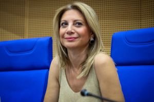 Η Καρυστιανού στην αντεπίθεση: «Έφυγαν 1.000 από τη Ν.Δ. για τον Σαμαρά, αλλά όλοι ασχολούνται με ένα μέλος μας από το Μεσολόγγι»
