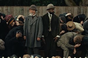 Sky Bet ad sends Roy Keane and Micah Richards back through time