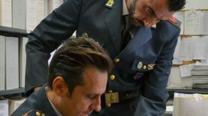 Amministratore infedele. Usava i soldi dell’assistito per comprarsi auto, moto e biglietti aerei