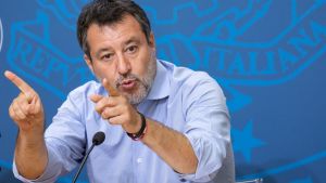 L'Anac si libera a settembre e servirà a favorire la staffetta Salvini-Piantedosi al Viminale