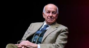 Da Bertinotti a Dibba: Guzzanti l’aveva già messa in scena