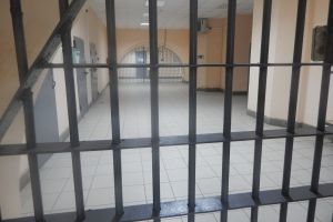 «Пинали ногами»: пострадавший от пыток в колонии рассказал о нападении
