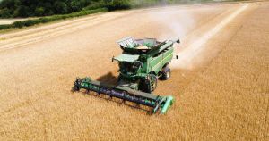 Crippling drought and heatwaves leave farmers facing 'worst harvest for 40 years'